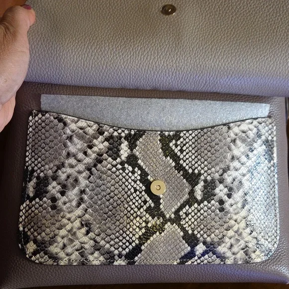 Kate Spade NY Melody Flap Shoulder Bag NWT - Picture 10 of 15